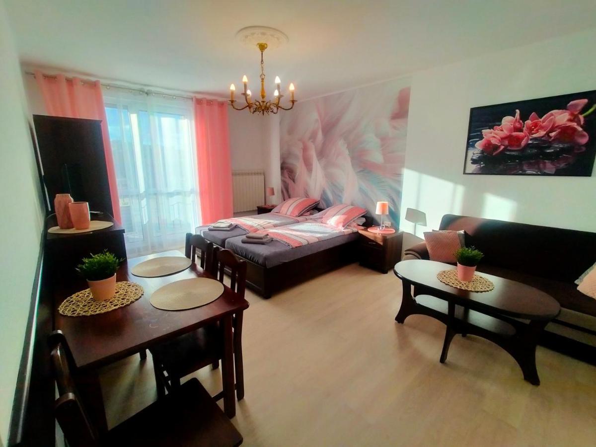 Apartmán Apartamenty Czestochowa *